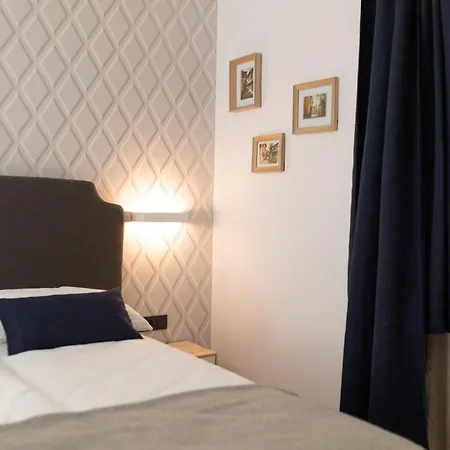 Luxury 12-1 Apartment Plovdiv