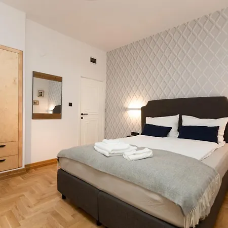 Apartment Luxury 12-1