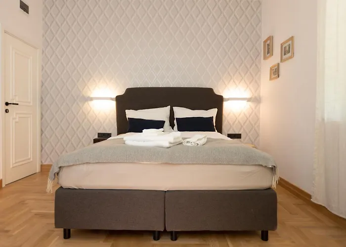 Luxury 12-1 Apartment Plovdiv